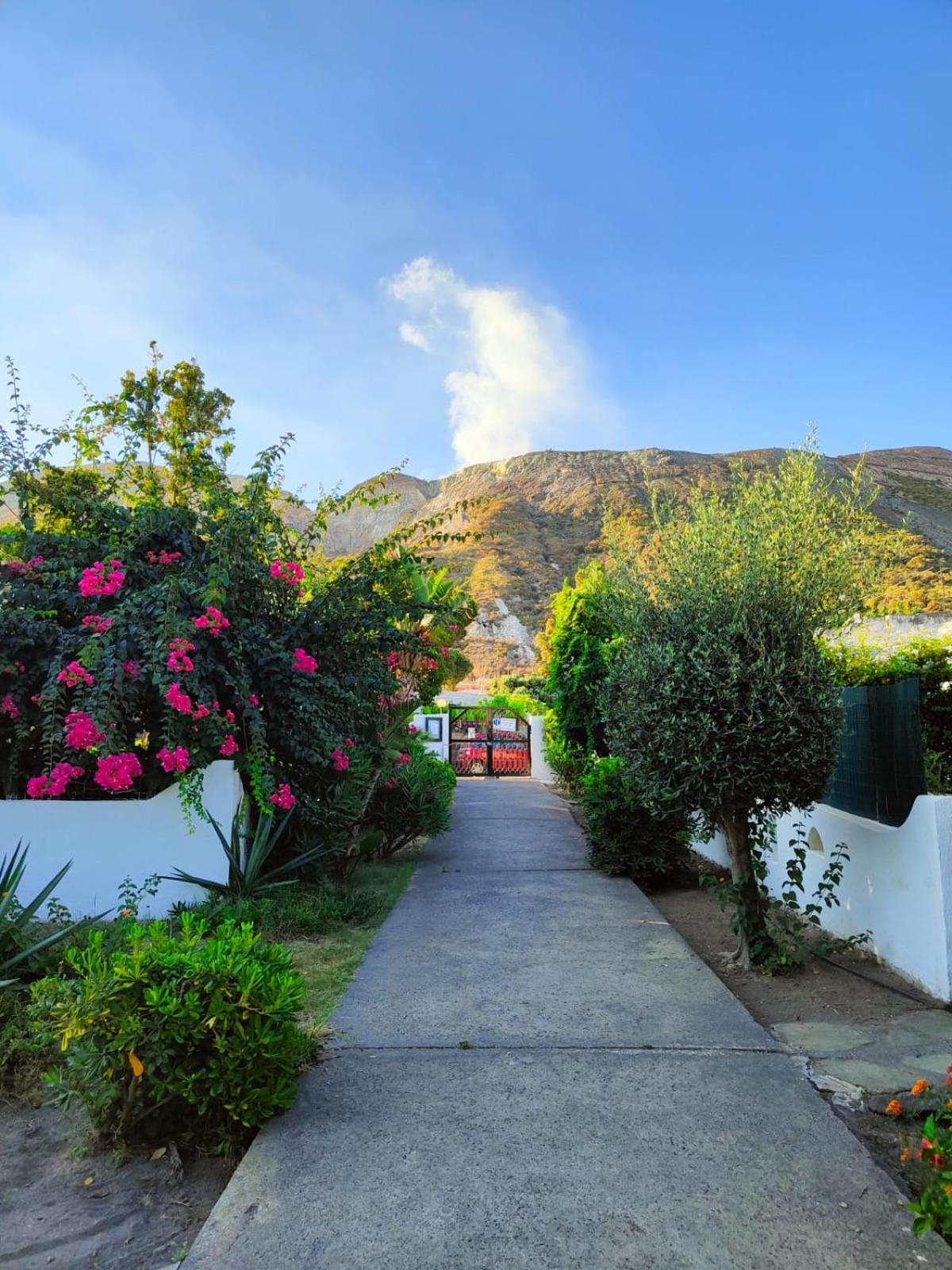 Residence Vulcano Cottage Esterno foto
